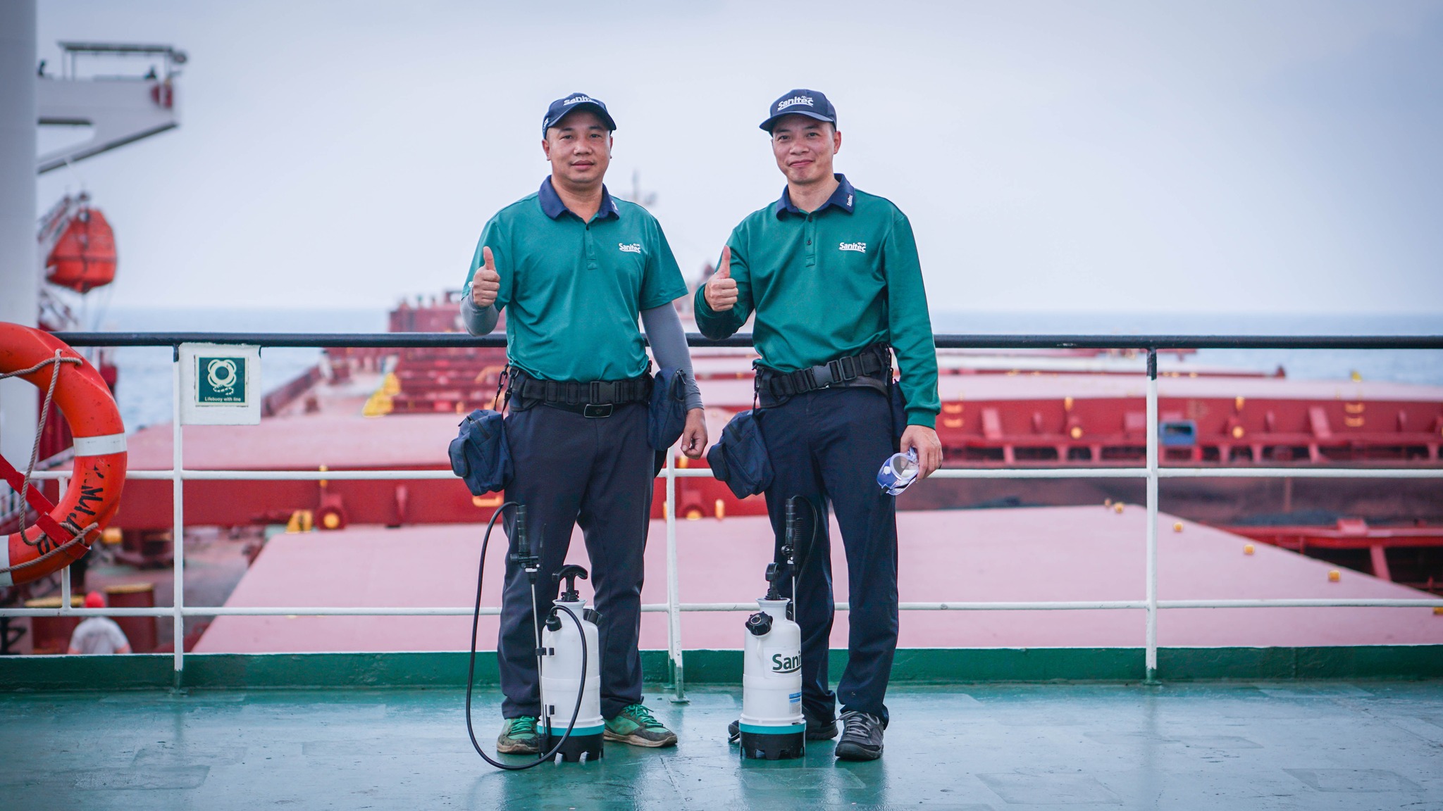 Vươn ra “biển lớn”: Kiểm soát côn trùng gây hại tại tàu Viễn Dương